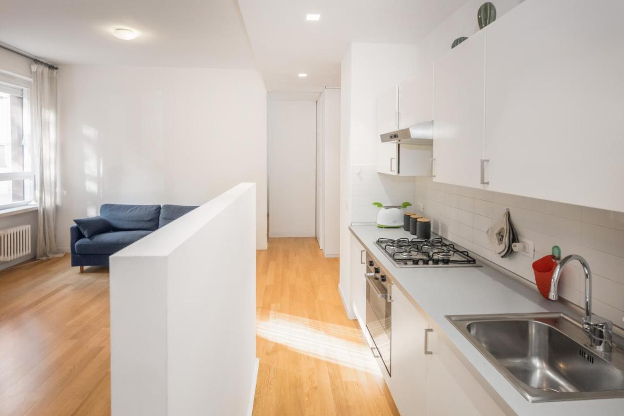 Flats4Rent Delia Apartment Verona Ngoại thất bức ảnh