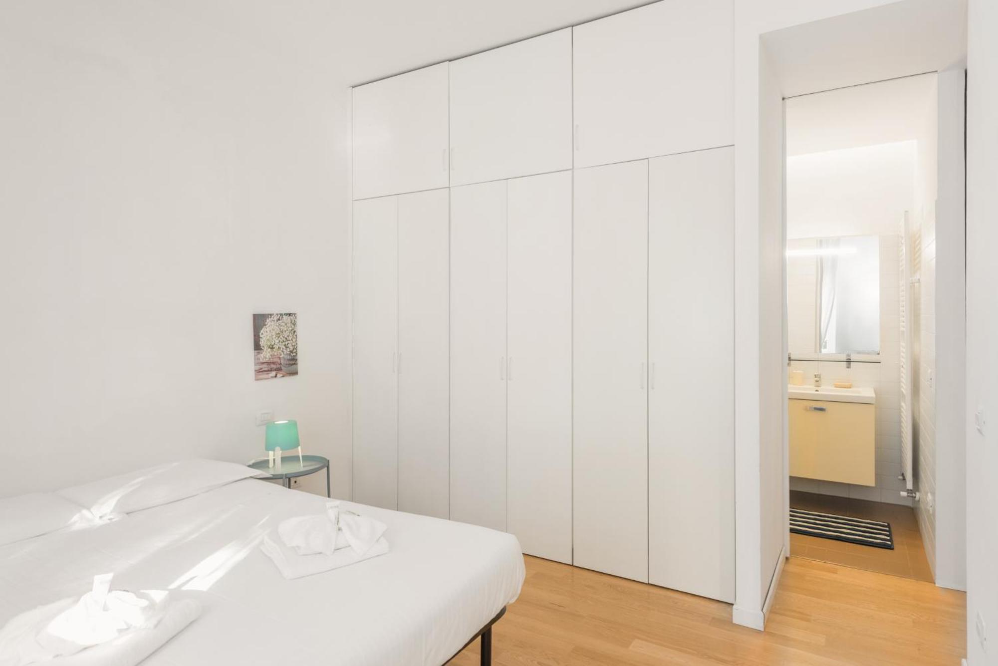 Flats4Rent Delia Apartment Verona Ngoại thất bức ảnh
